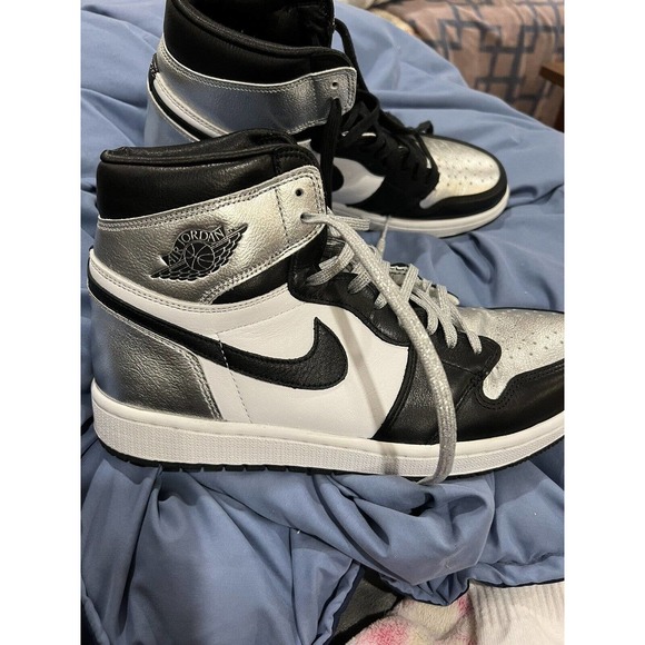 Nike Air Jordan Retro 1 High OG Silver Toe Black CD0461-001 Size 11.5 main image 10